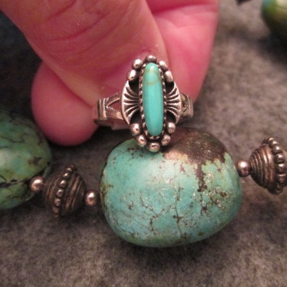 Dainty Native American Sterling Silver & Turquoise Ring, Southwestern,925 ring - Picture 5 of 11